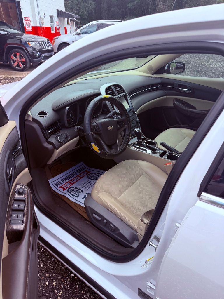 2015 Chevrolet Malibu 1LT - Photo 11