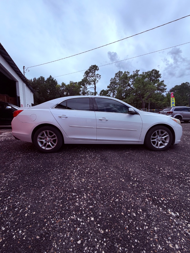 2015 Chevrolet Malibu 1LT - Photo 10